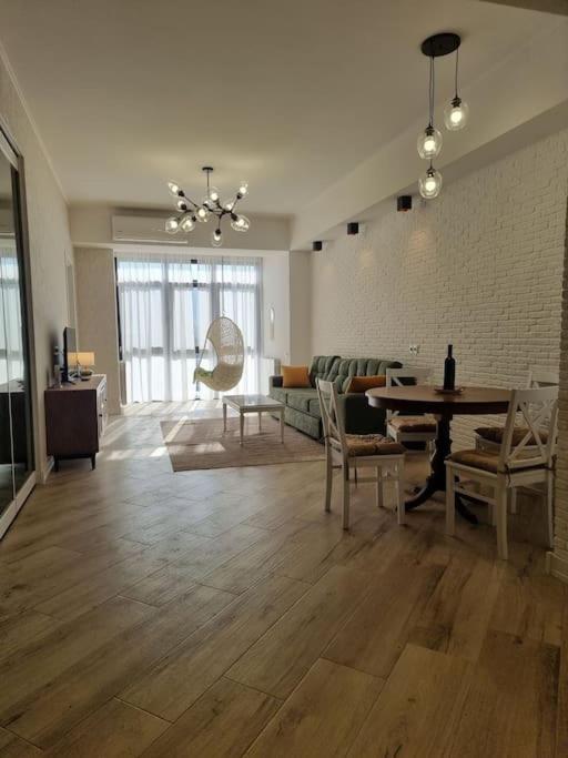 Morkinali Apartment Τυφλίδα Εξωτερικό φωτογραφία